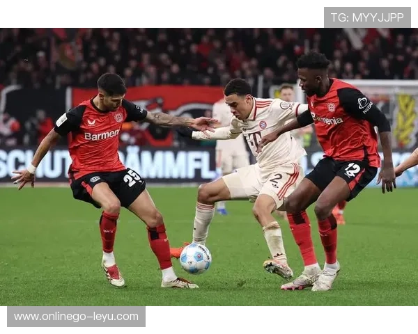 意甲焦点之战：豪门对决再掀争冠风暴